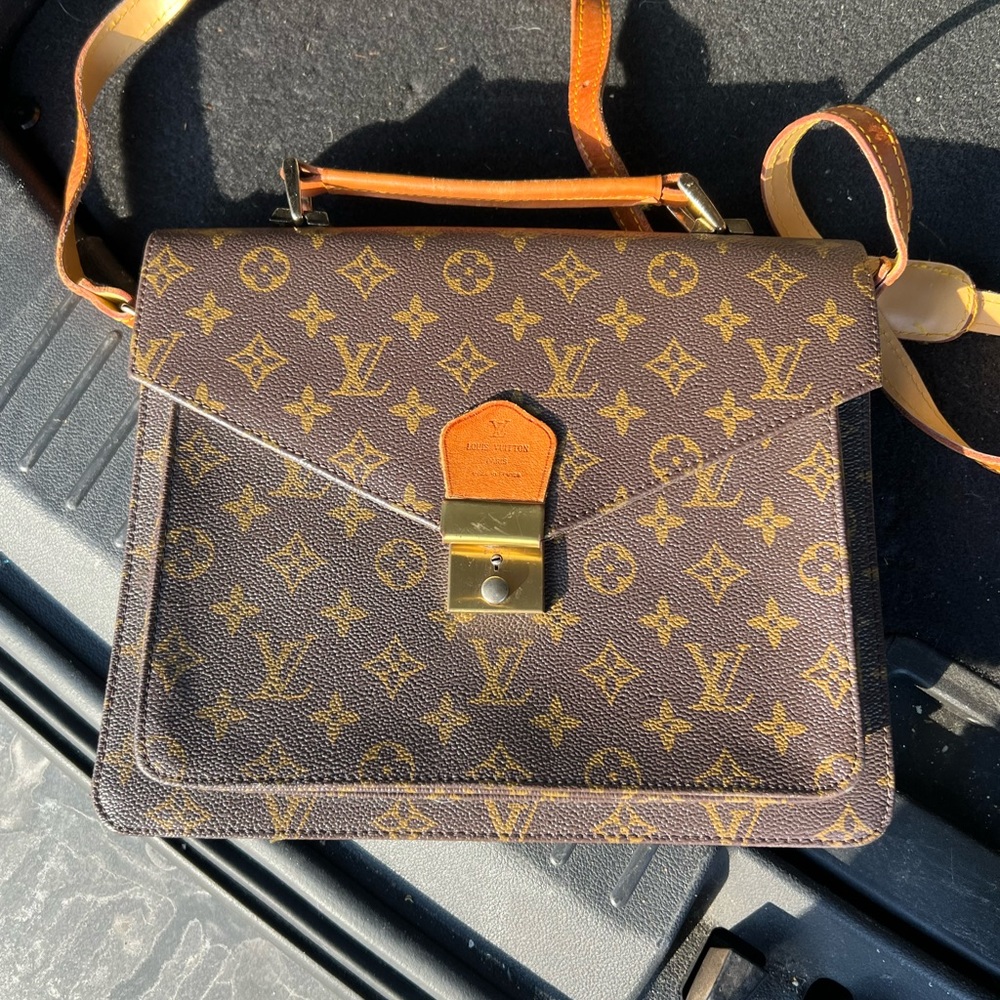 Brown leather purse
